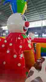 Коммерческий надувной батут «В гостях у павлина» 8*6*5 м