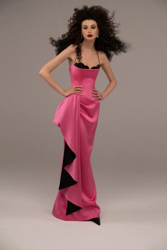 Платье макси драпированное из сатина с бантом