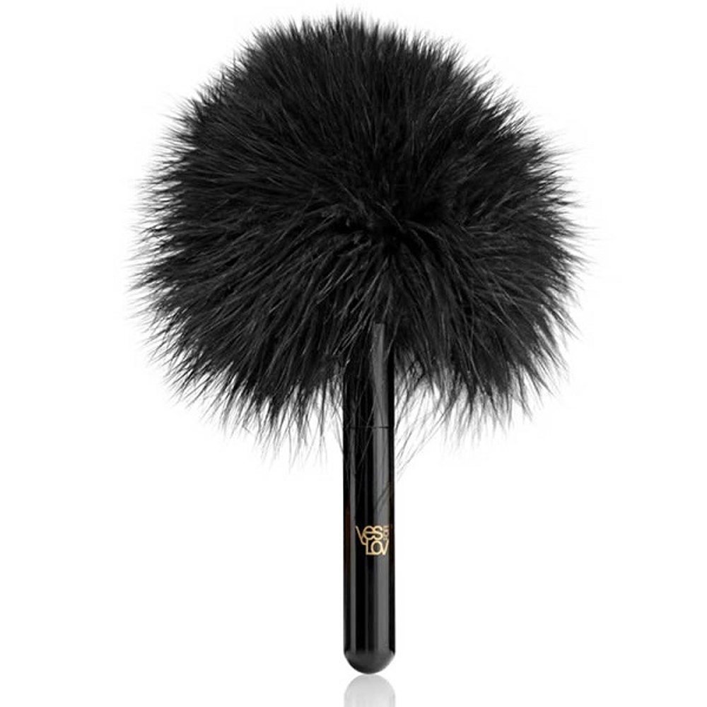 Черная перьевая кисточка с гладкой ручкой YESforLOV