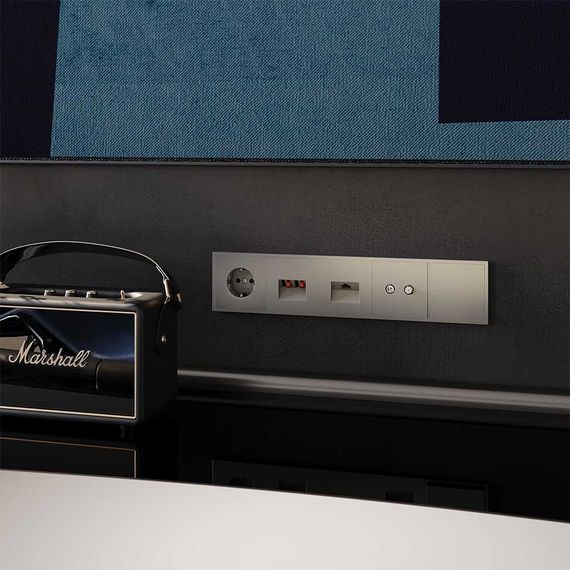 Розетка компьютерная встраиваемая Voltum S70 RJ45 кат.6, (кашемир) VLS060103