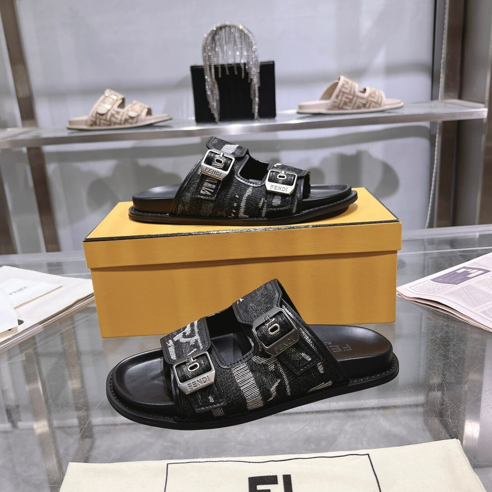 Fendi Feel Slides