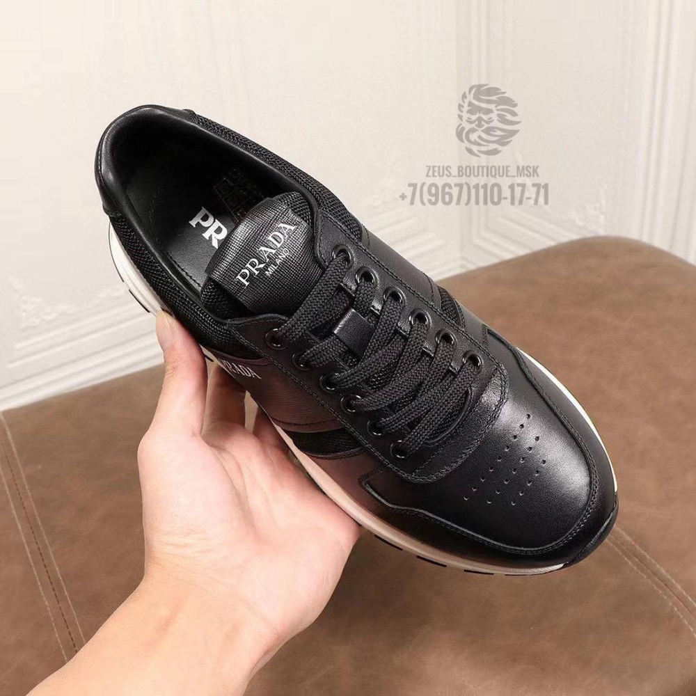 Кроссовки Prada
