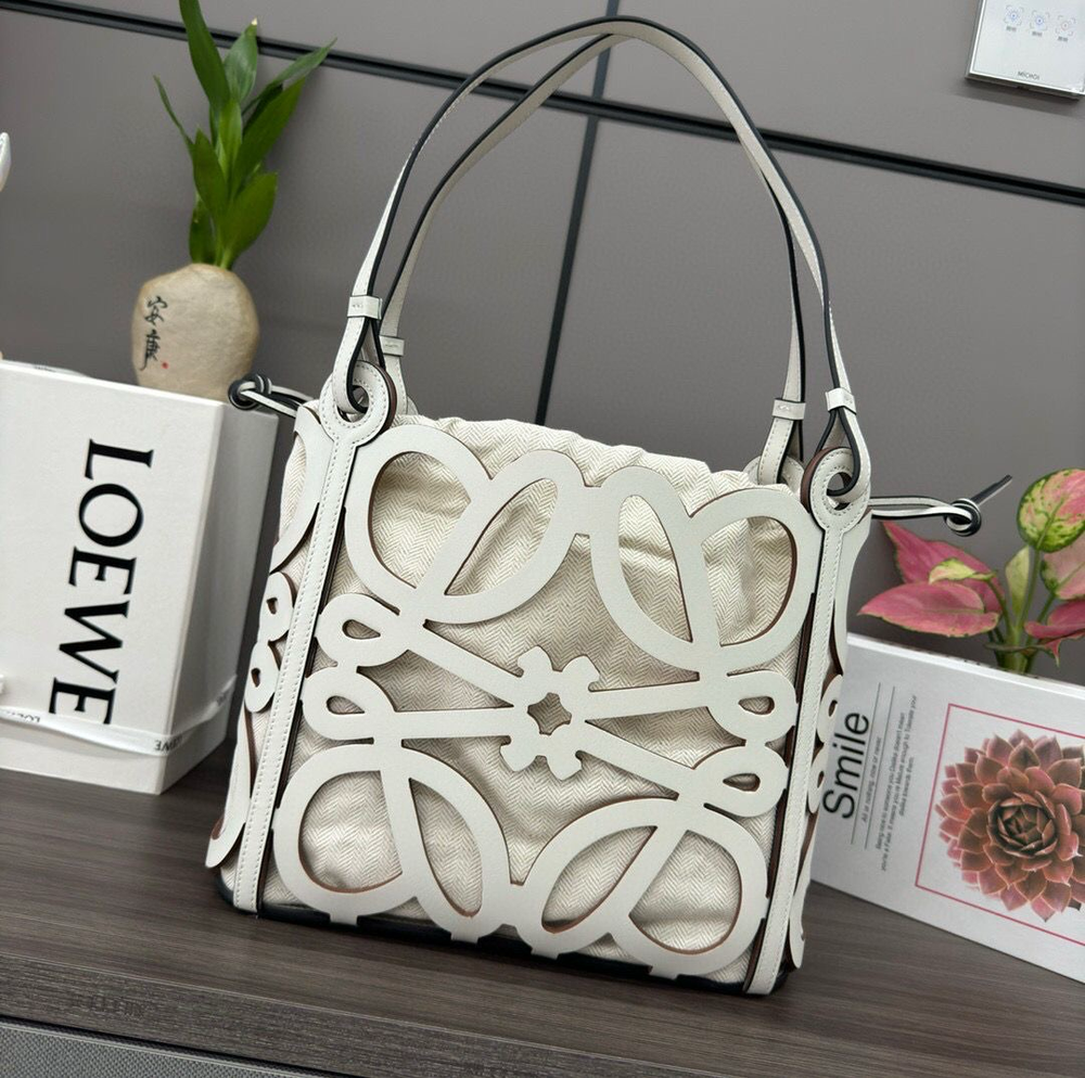 Сумка Loewe