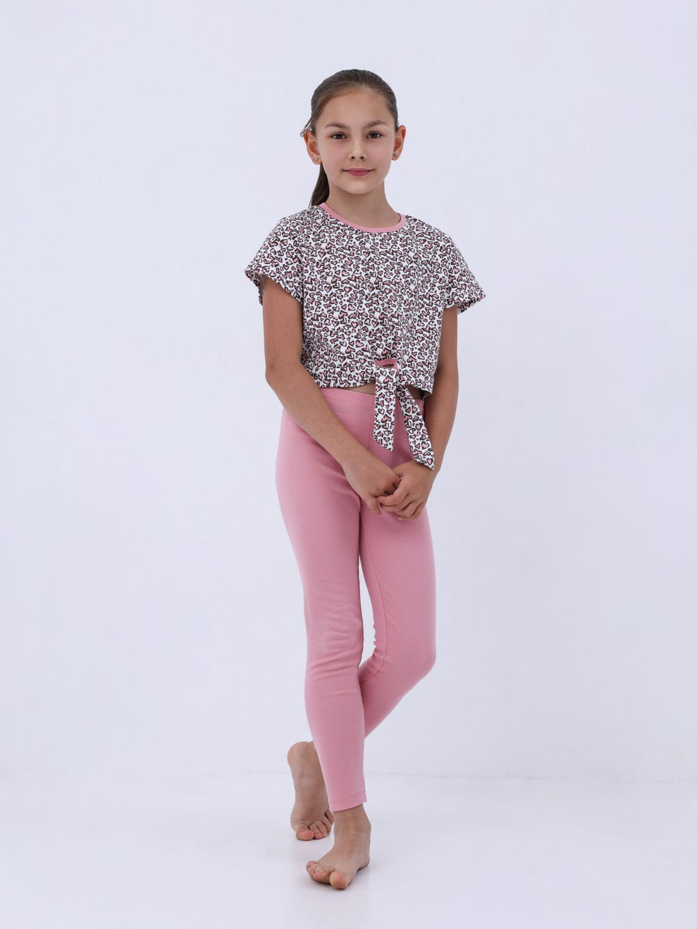 Блузка для девочки, модель №1, рост 110 см, белая с принтом "сердечки"