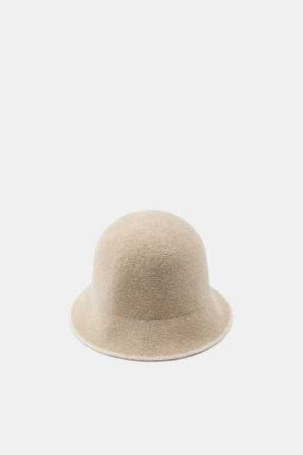 ZARA ШАПКА С ШЕРСТЬЮ И КОНТРАСТНОЙ ОТДЕЛКОЙ, ЭКРЮ