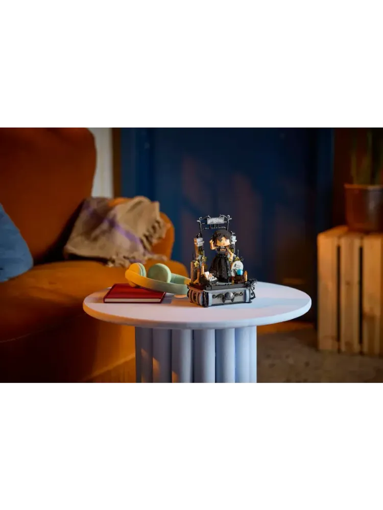 Конструктор Wednesday 76780 Венсдей Аддамс