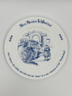 Тарелка Алиса в Стране Чудес Yamaka