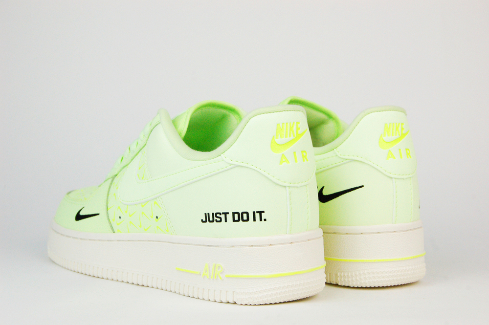 Кроссовки Nike Air Force 1 Low Wmns Green