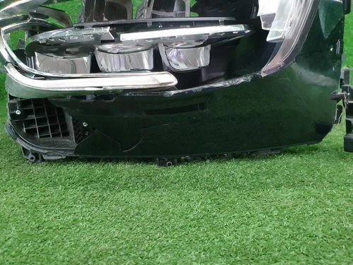 Битая Фара правая Mercedes GLC X253 (19-22) LED