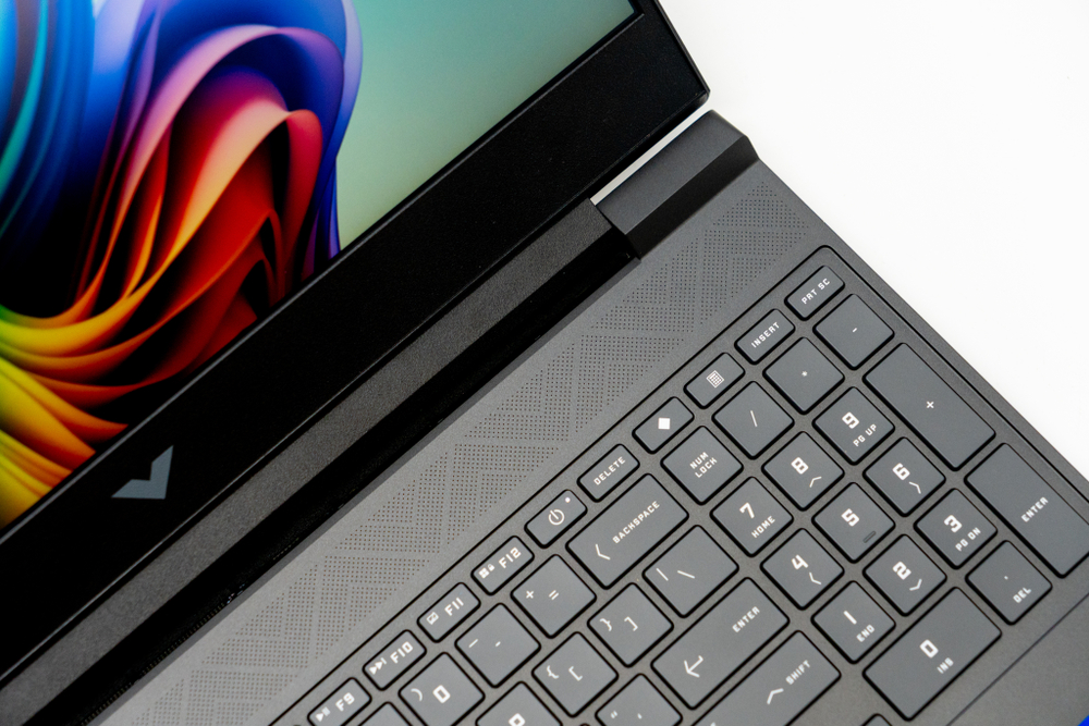 Ноутбук HP Victus ( i7-13620H / RTX 5060 )