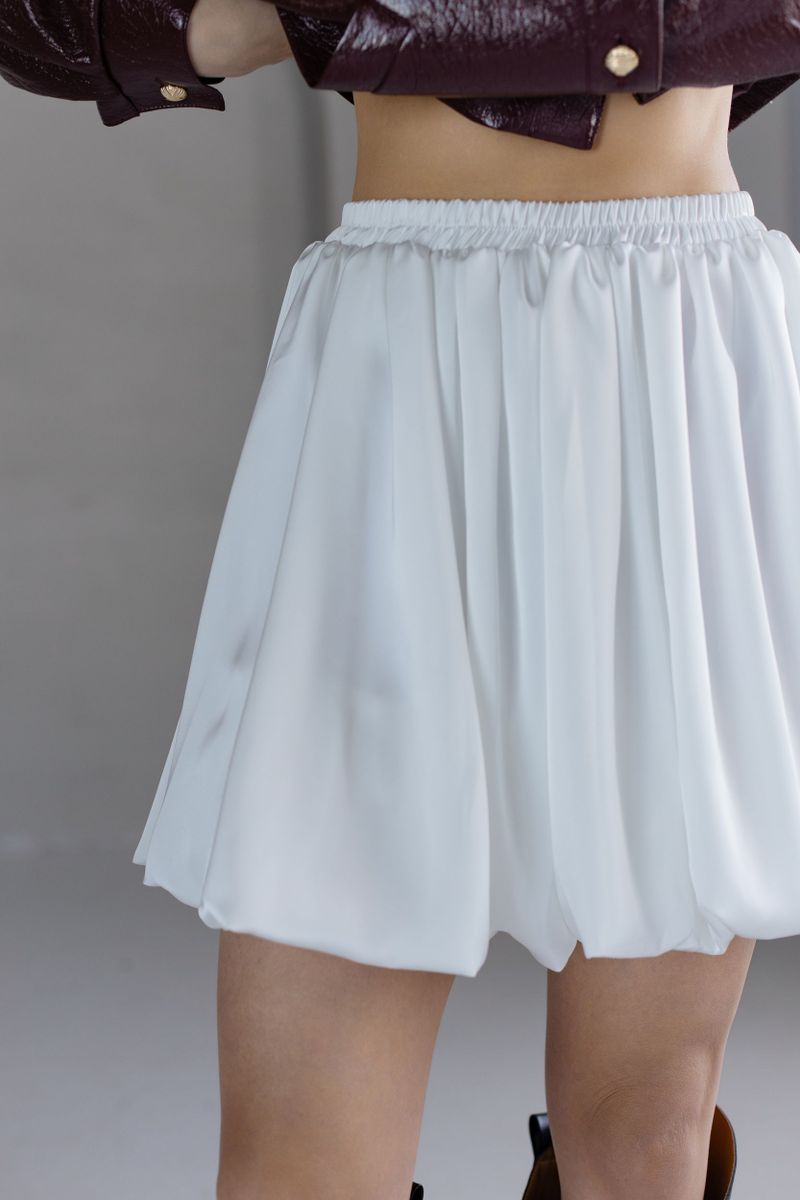 Юбка из шелка баллон мини молочная