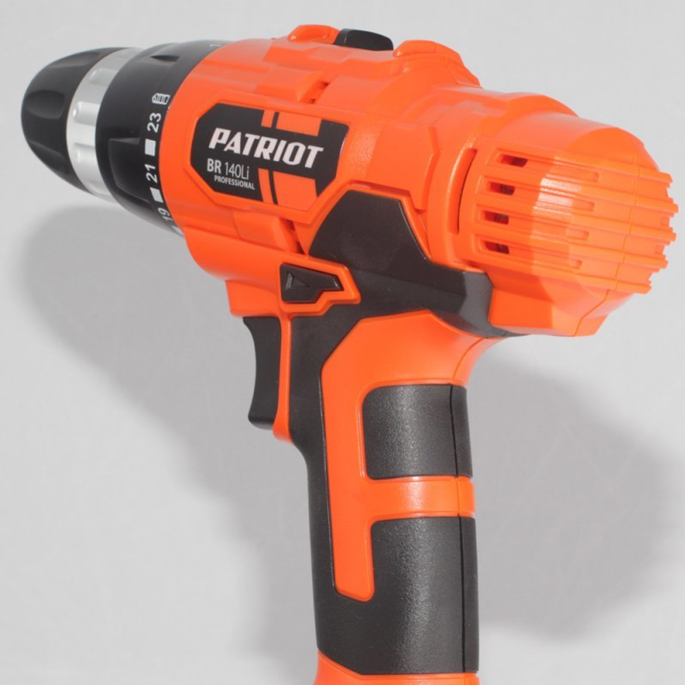 Аккумуляторная дрель-шуруповерт PATRIOT BR 140Li 180301520