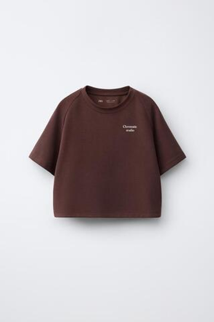 ZARA ФУТБОЛКА С КОНТРАСТНОЙ РЕЛЬЕФНОЙ НАДПИСЬЮ, БОРДОВЫЙ