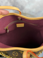 Сумка Louis Vuitton