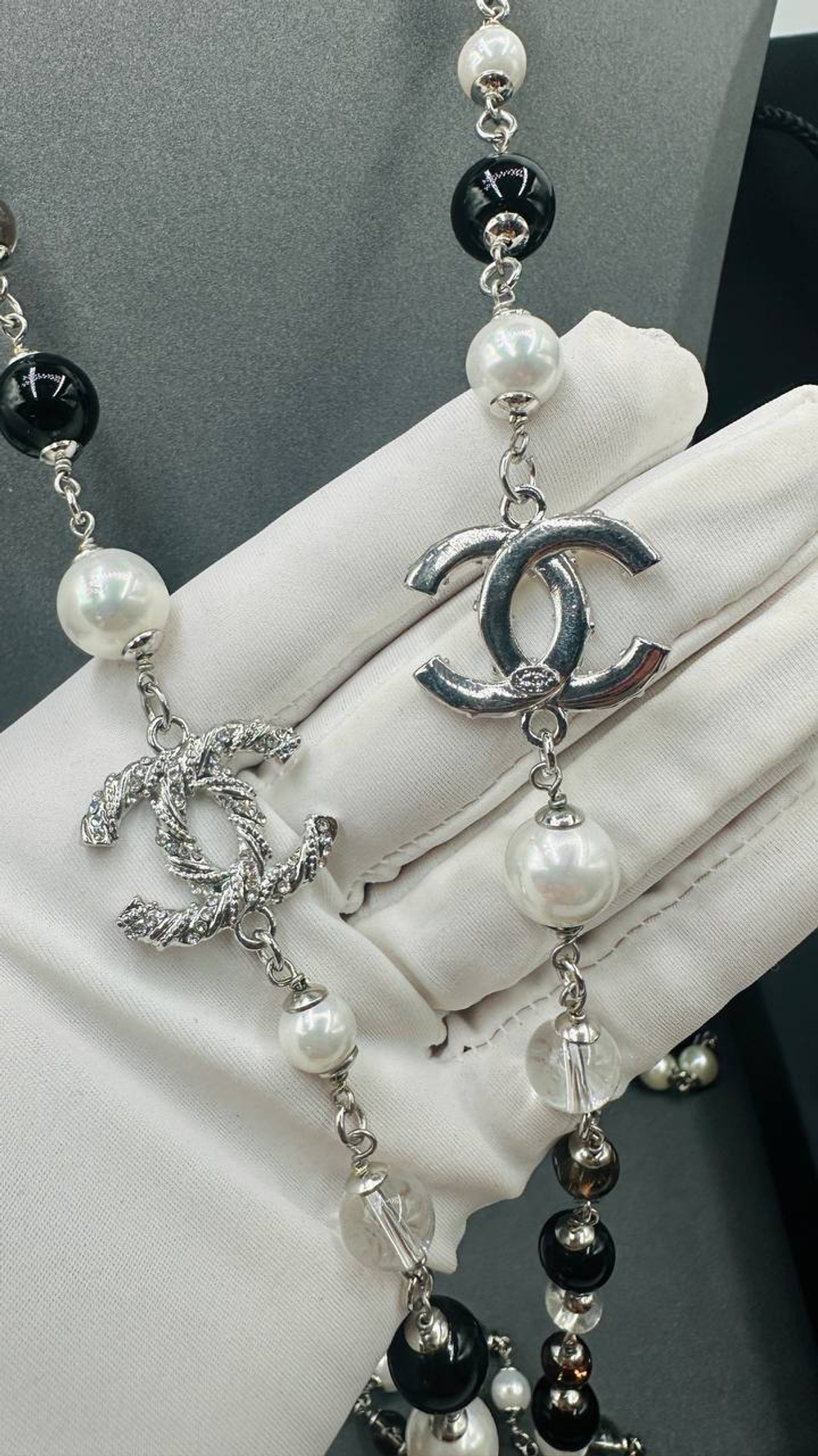 Бусы CHANEL