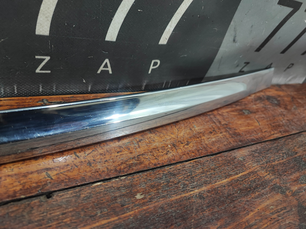 Молдинг крышки багажника Mercedes GLA (X156) 13-20 Б/У Оригинал A1567430082