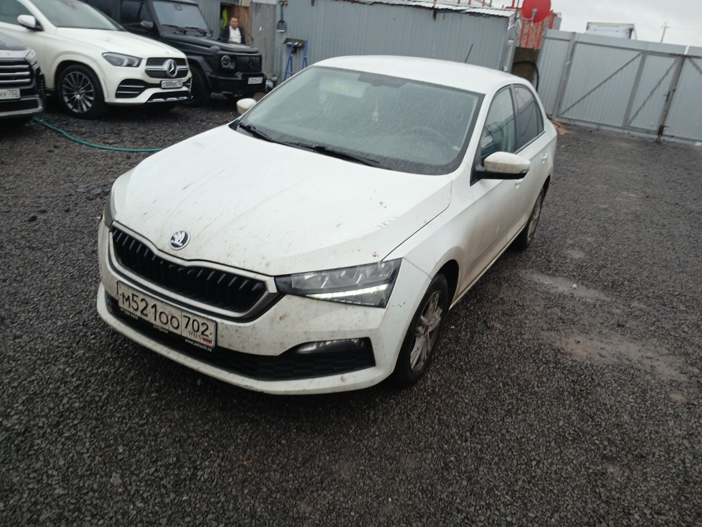 Skoda RAPID Ambition 1.4TSI DSG-7