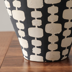 Ваза Black And White Narrow Mouth Vase B