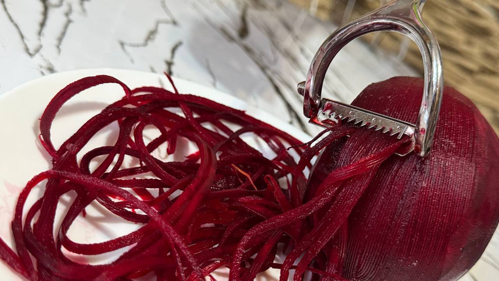 Универсальный набор кухонных приспособлений экономка-овощечистка + две овощерезки РУЧНОЙ РАБОТЫ