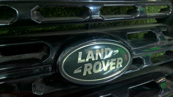 Решетка радиатора Range Rover Vogue 4 L405 (2012-2017)