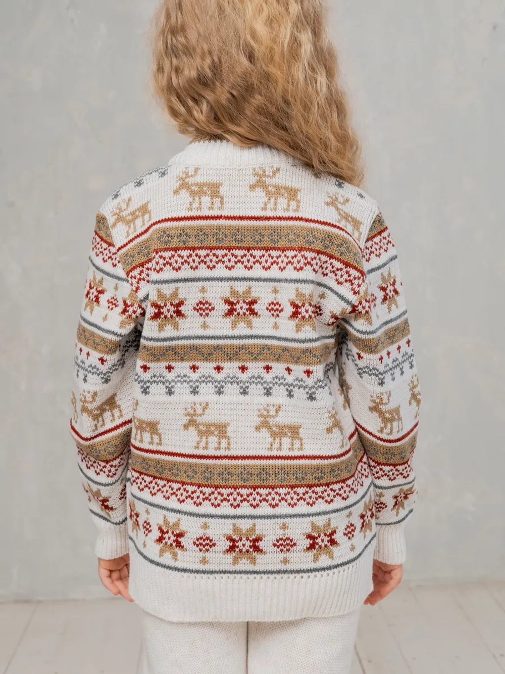 Кофта вязаная на молнии