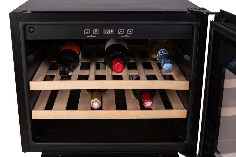 Встраиваемый винный шкаф GRAUDE Comfort FWK 45.2