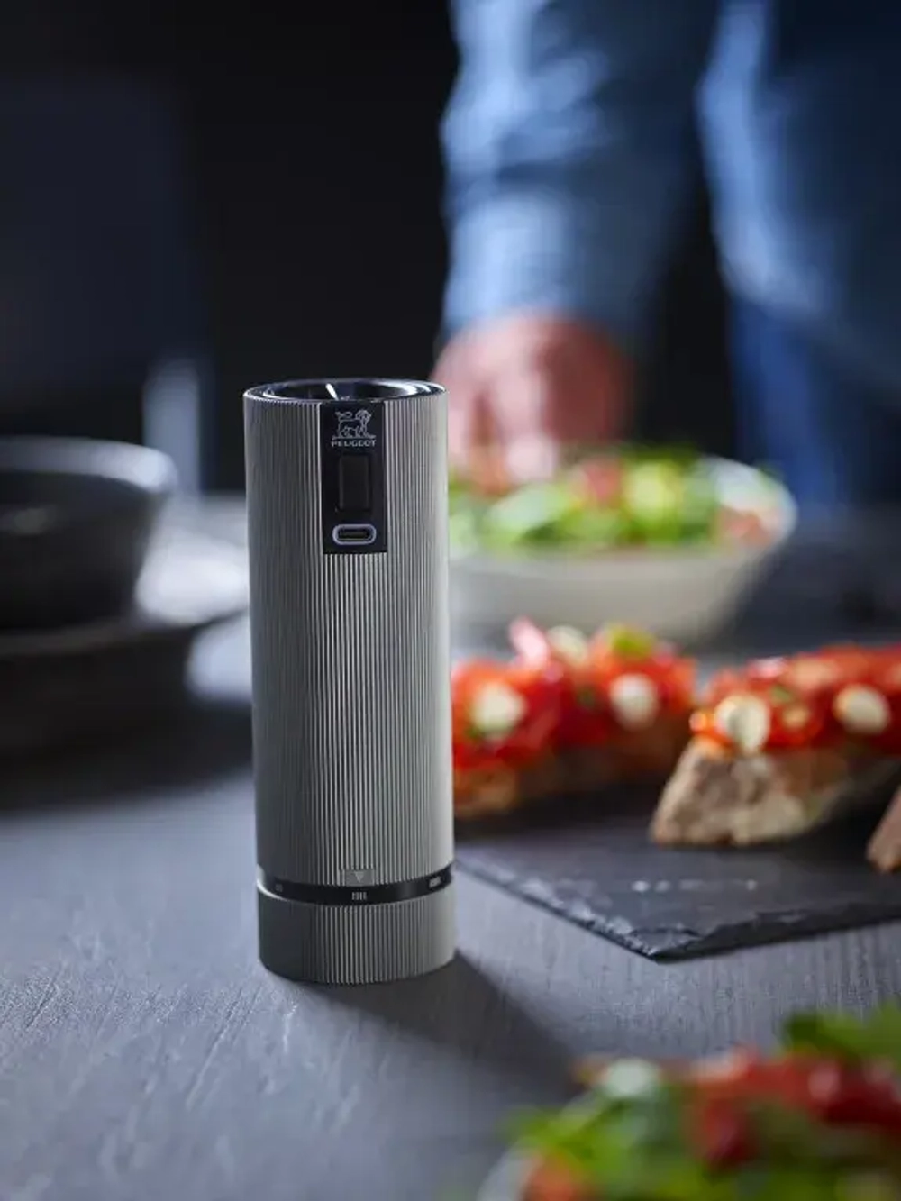 Peugeot Электрическая мельница для перца Line 15 см USB-C
