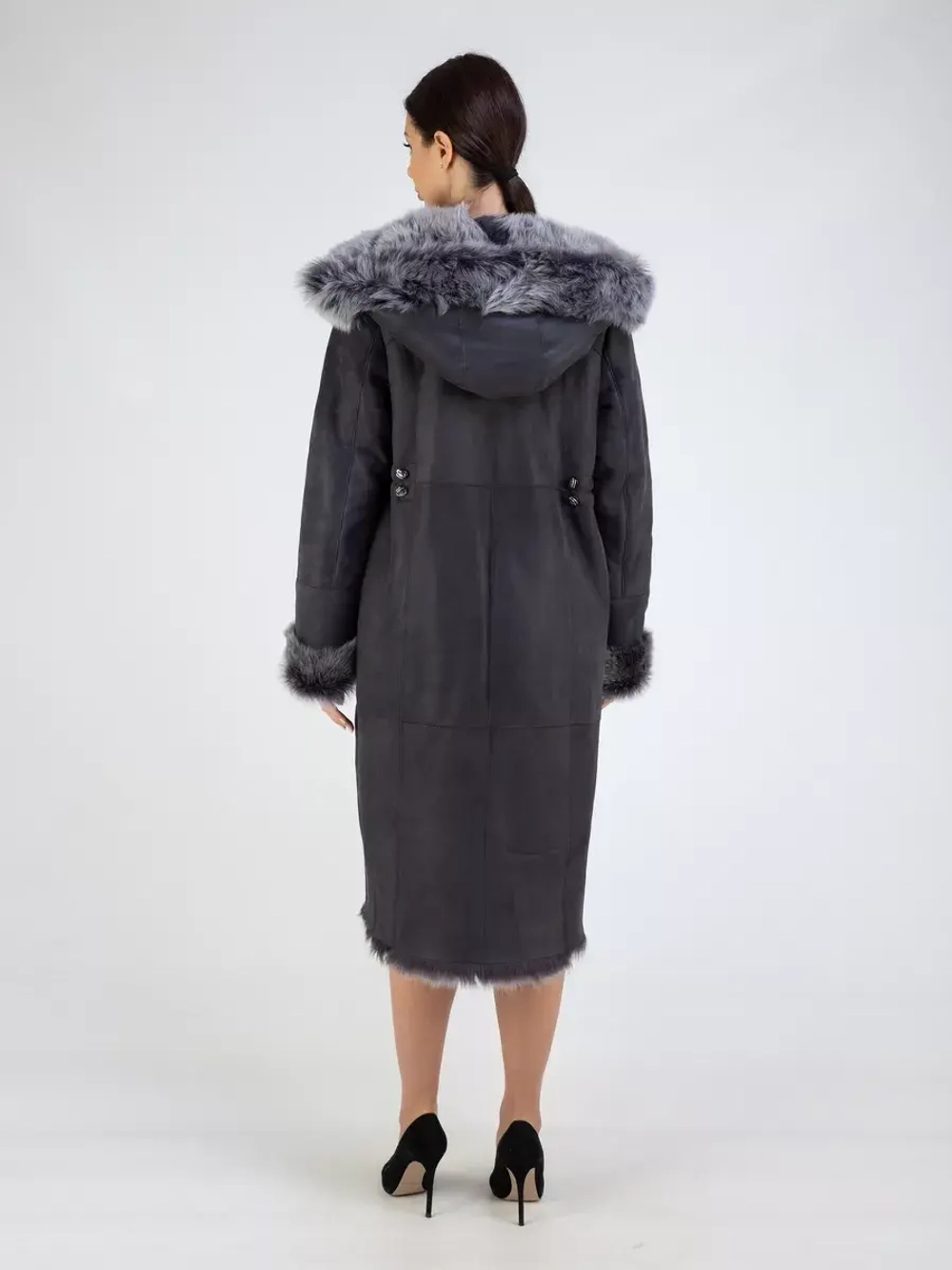 Дубленка зима натуральная с капюшоном длинная