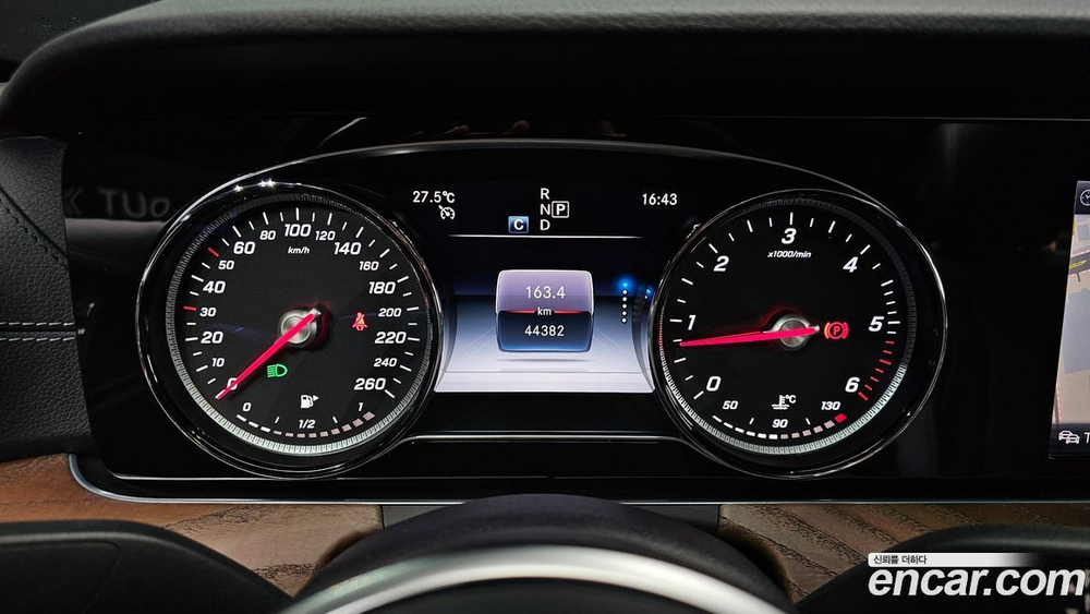 Mercedes-Benz E-Class W213 E220d 4MATIC Exclusive (10.2019)