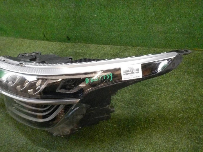 Битая Фара левая Kia Seltos (2019-н.в.) LED