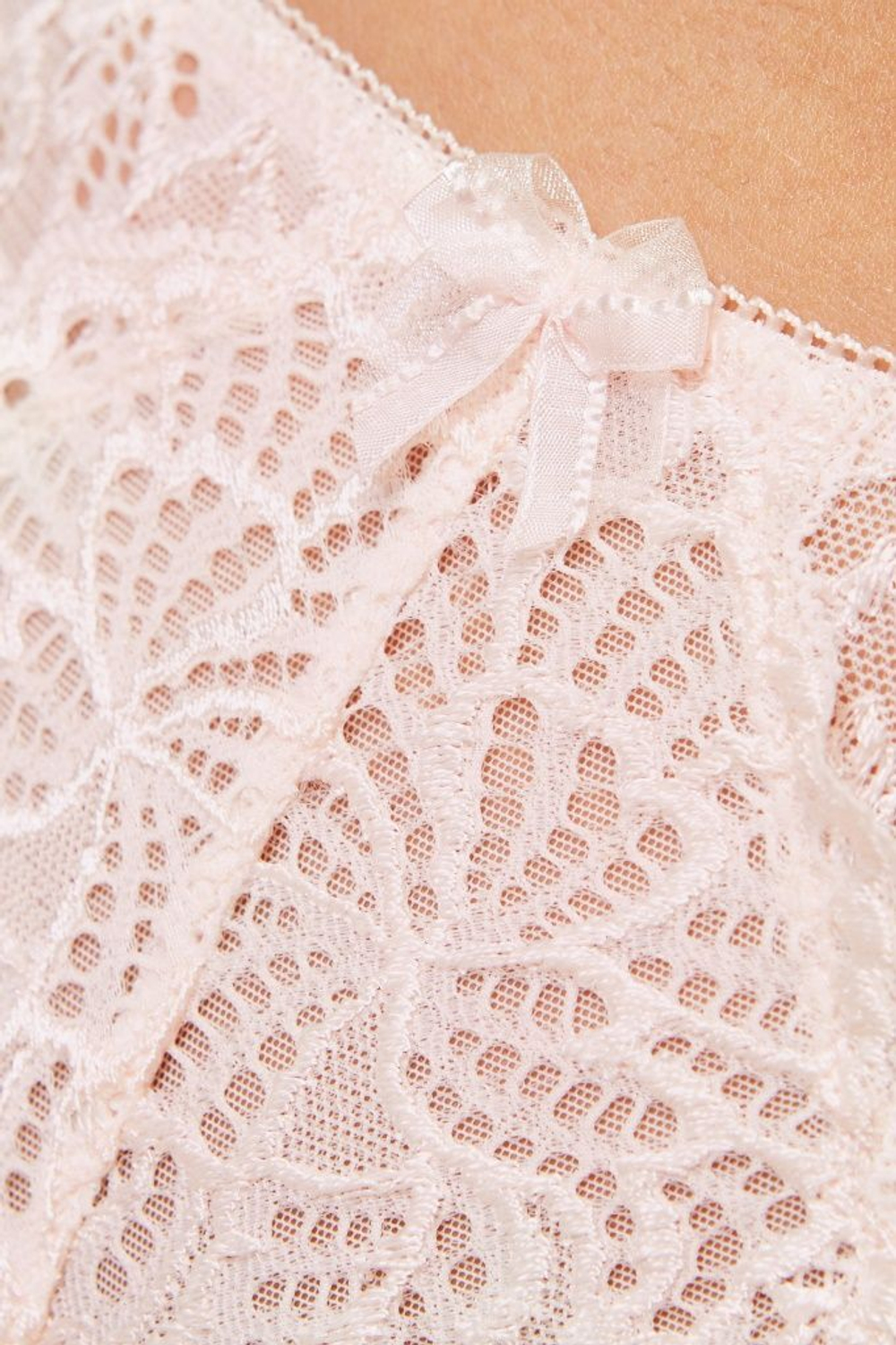 Трусики-стринг Erie (Размер: 42) (Цвет: пудровый)