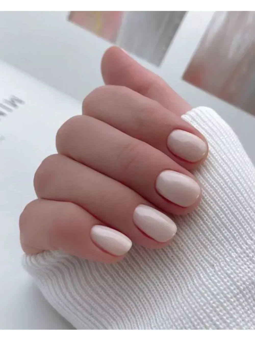 Гель лак Luxio Cloud для ногтей 15 мл молочный