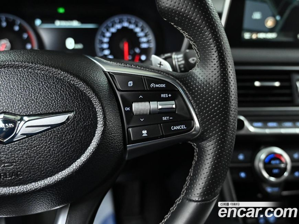 Genesis G70 2.0T AWD (08.2020)