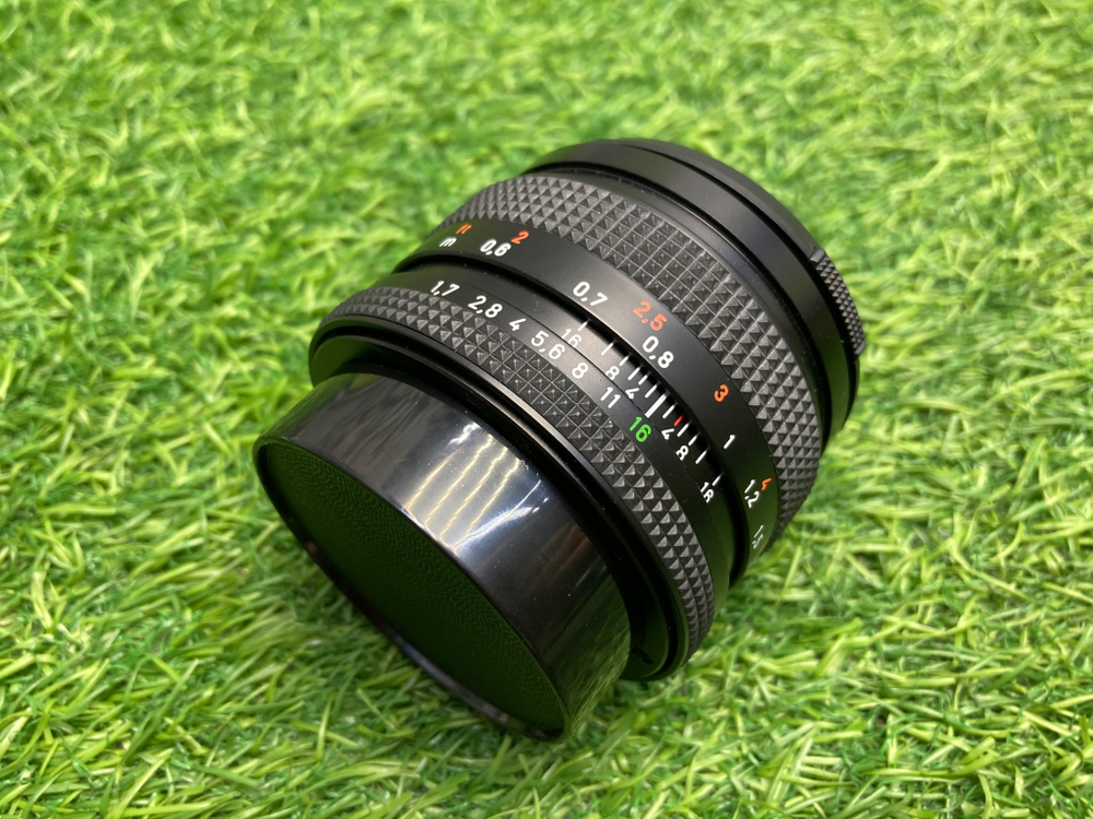 Carl Zeiss Planar T* 50mm 1.7 C/Y