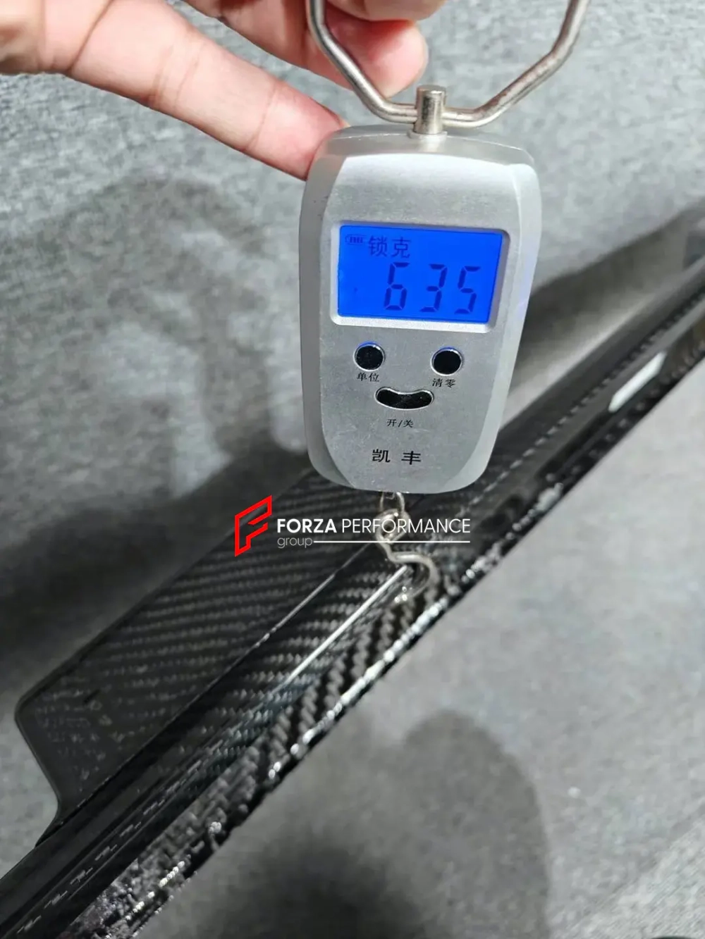 Карбоновая губа для AUDI Q5L 2022 - 2023 Ауди