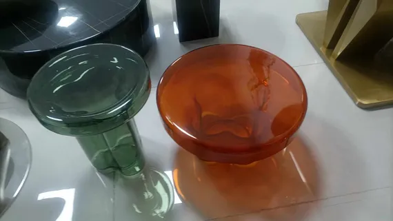 Журнальный столик Soda М, Ø38х47 см, зеленое стекло