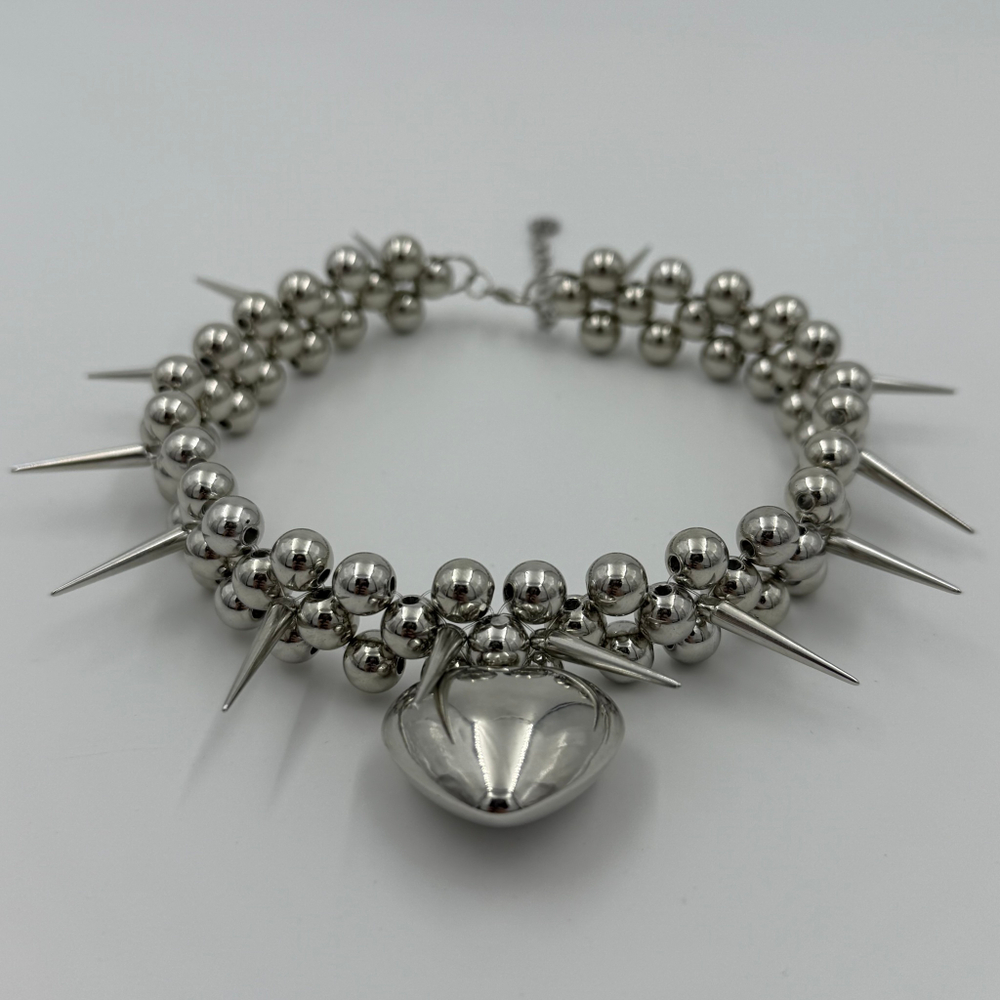 sharp heart necklace