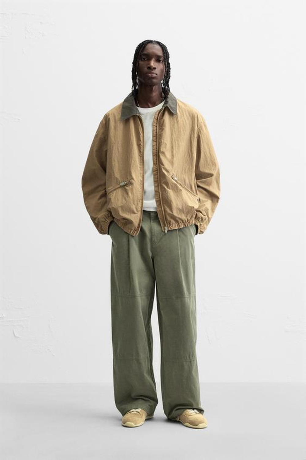 ZARA БРЮКИ СВОБОДНОГО КРОЯ СО СКЛАДКАМИ, ХАКИ