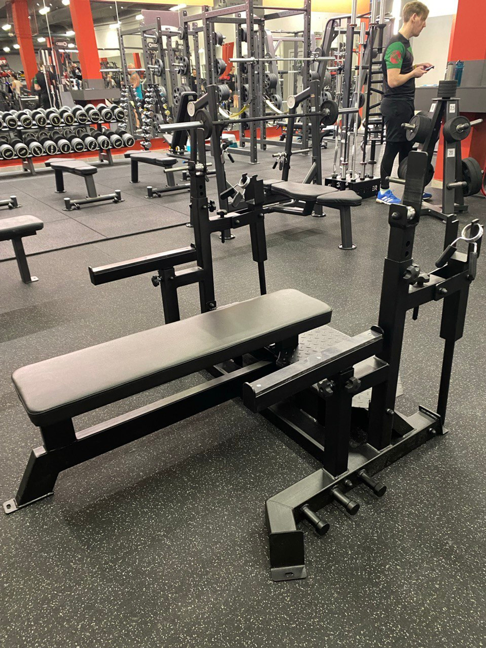 Скамья для жима лежа с домкратами