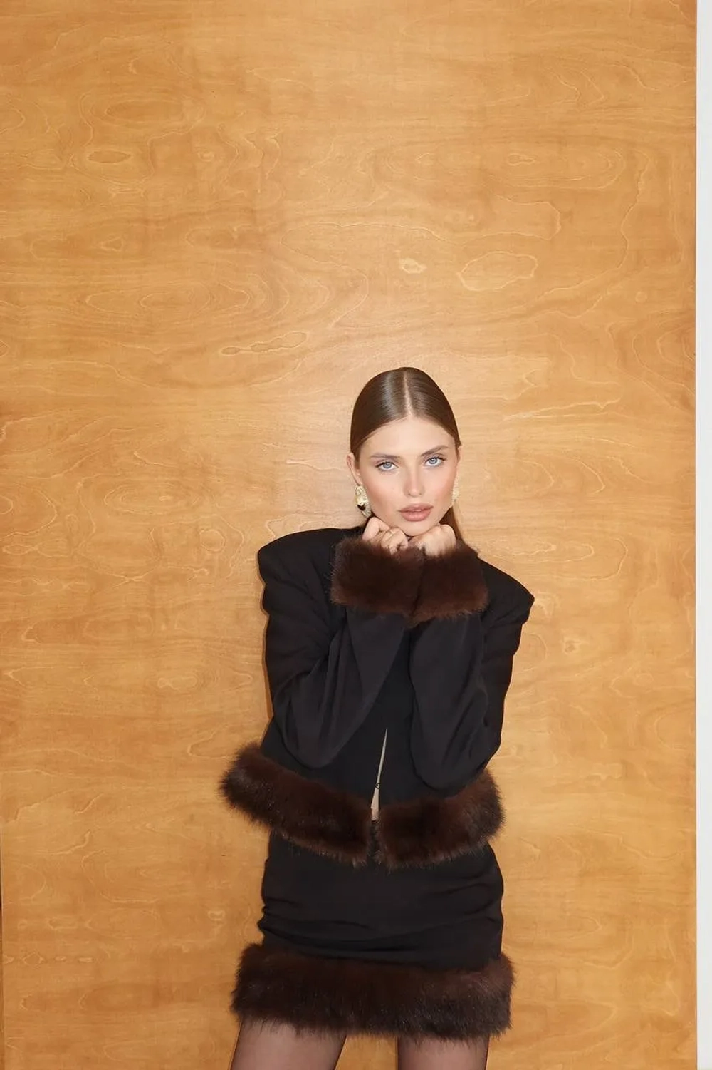 Юбка мини с мехом, Черный