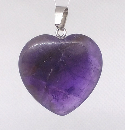 Кулон из аметиста в форме сердца