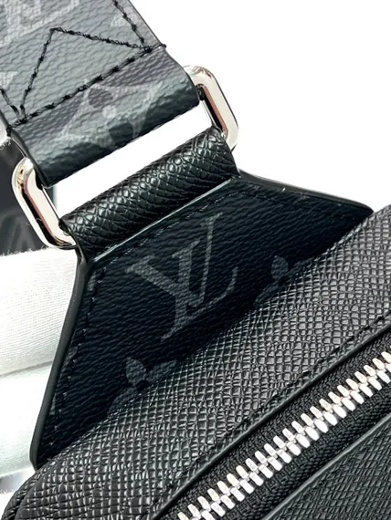 Сумка-слинг Louis Vuitton Outdoor