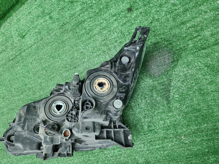Фара правая Nissan Qashqai 2 j11 (17-23) галоген