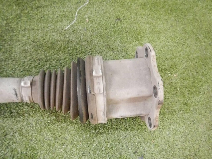 Привод передний левый Audi Q7 2 (2015-н.в.)