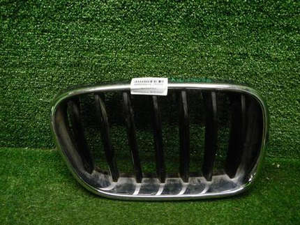 Решетка радиатора правая BMW X3 F25 (2010-2014)
