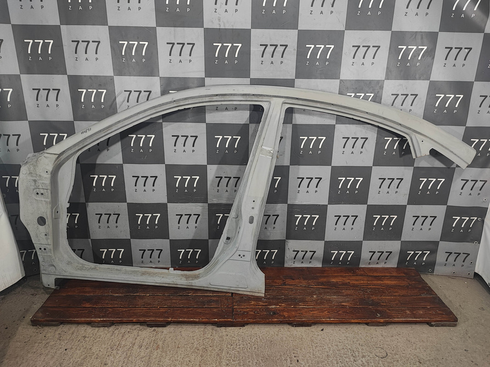 Боковина левая Nissan Almera 3 (G15) Новая Оригинал 760234AA8A