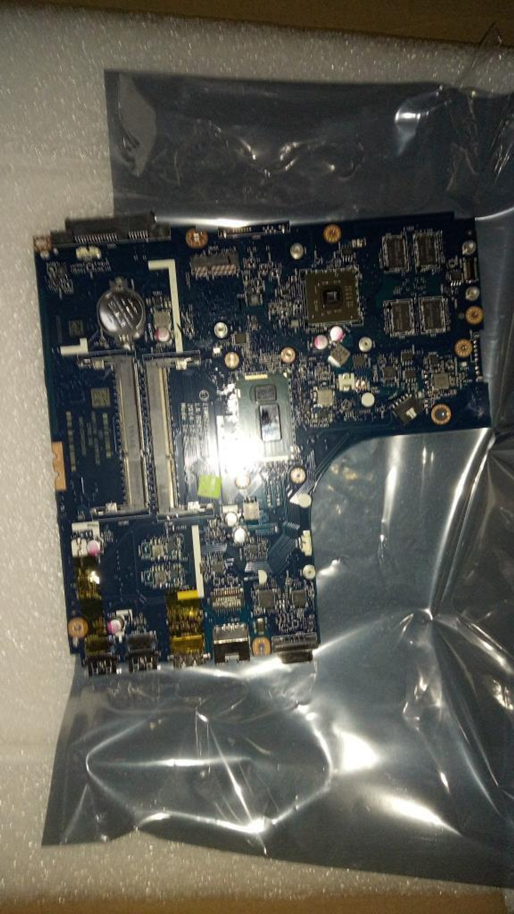 Материнская плата для ноутбука Lenovo B50-70 LA-B09 W8P 1G Intel Pentium 3558U FP DOC (5B20G46174), оригинал