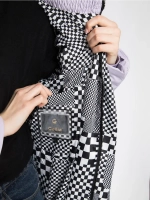 Куртка зимняя удлиненная с капюшоном