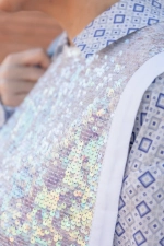 Жилет в пайетках REDKOE