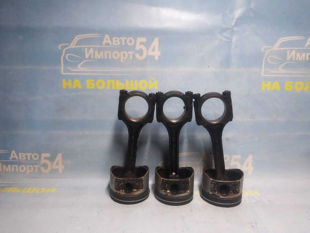 Поршень NISSAN SUNNY 1998